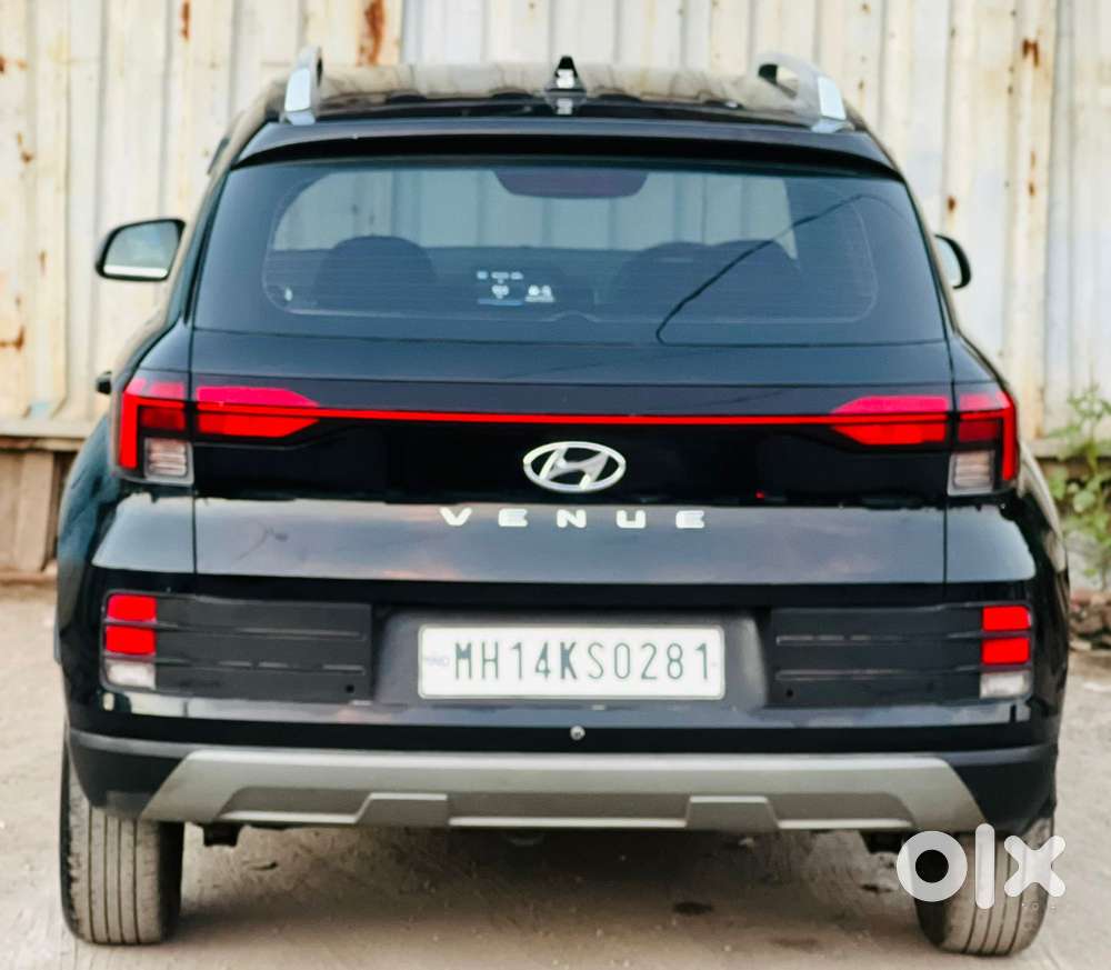 Hyundai Venue, 2023, Petrol