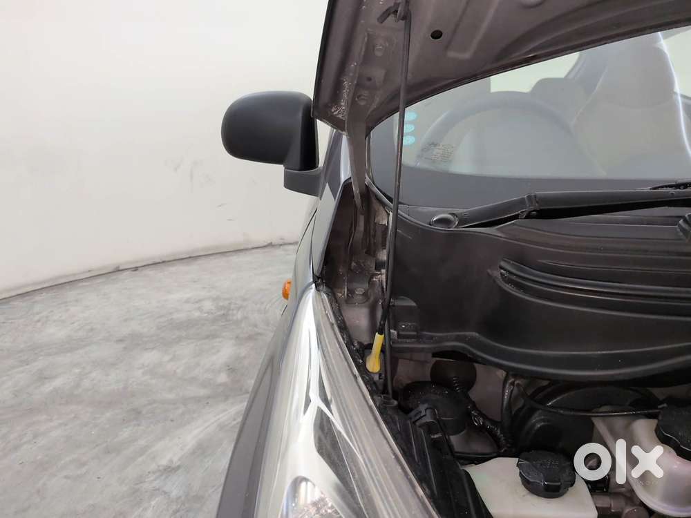 Hyundai Eon Magna +, 2017, Petrol