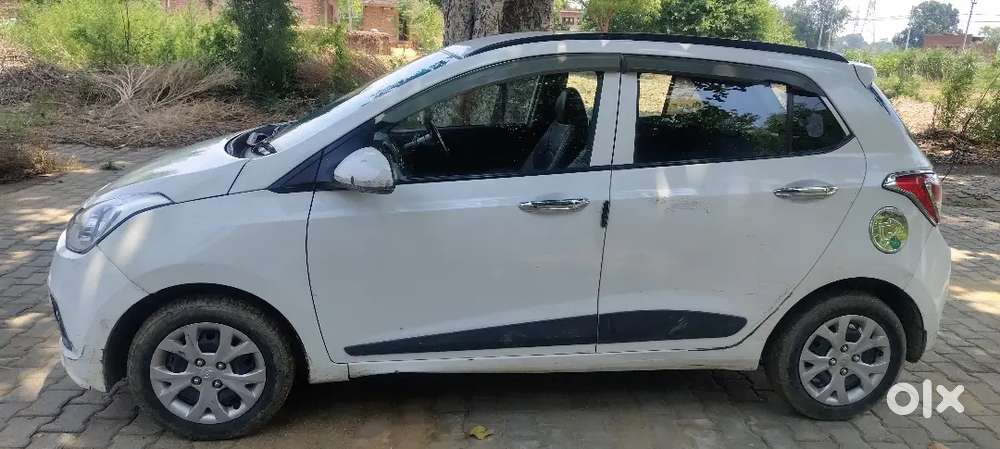 Hyundai Grand I10 2016 Petrol 74600 Km Driven