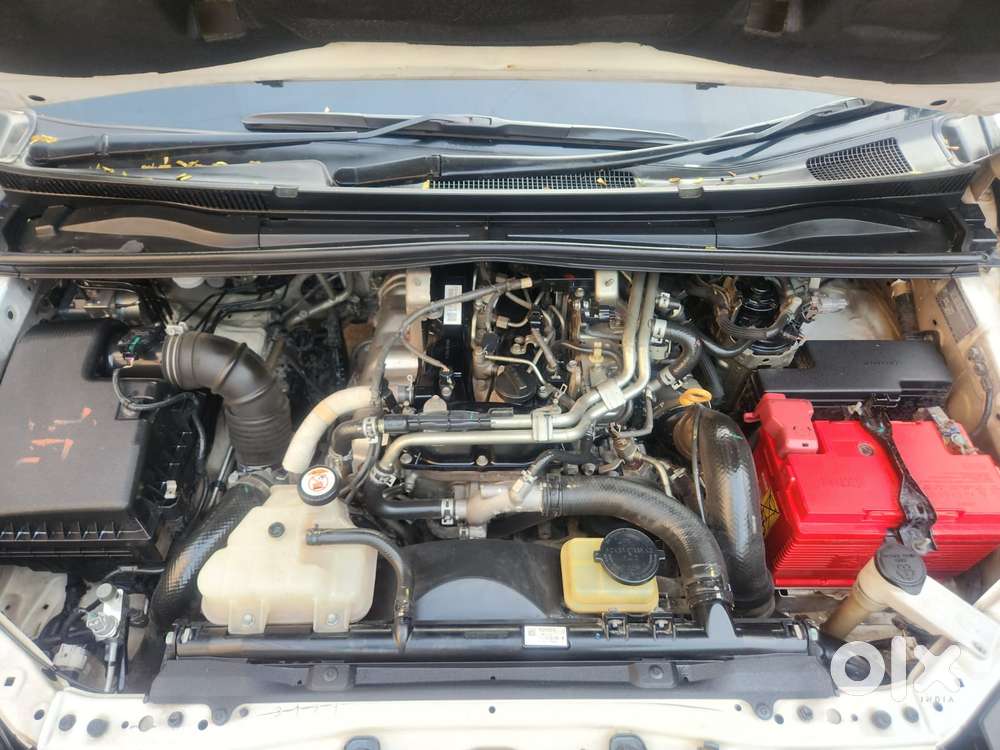 Toyota Innova Crysta 2.4 G Mt 7 Str, 2017, Diesel