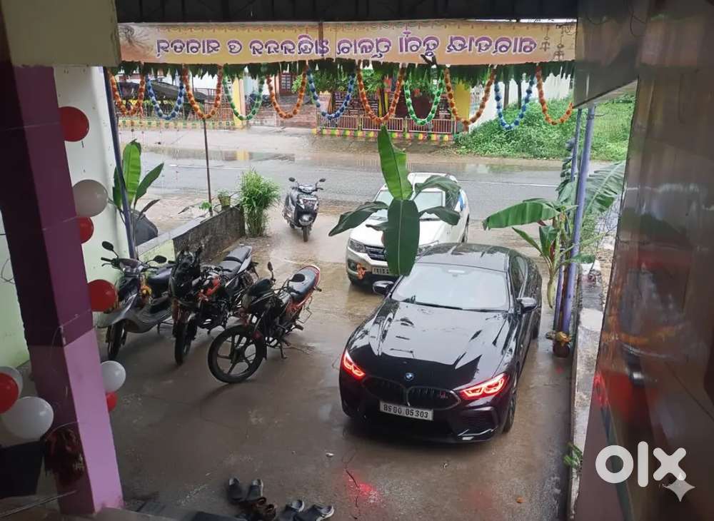 Bmw 8 Series 2024 Petrol 10542 Km Driven