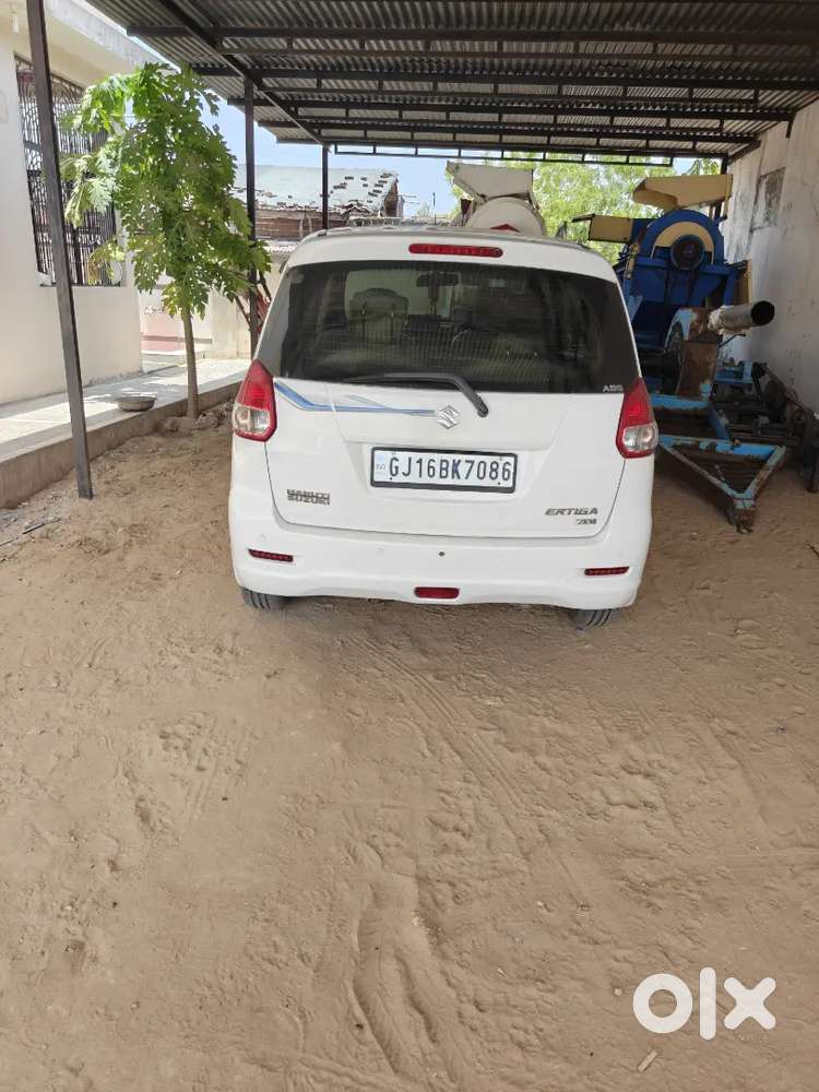 Maruti Suzuki Ertiga 2014 Diesel 142000 Km Driven