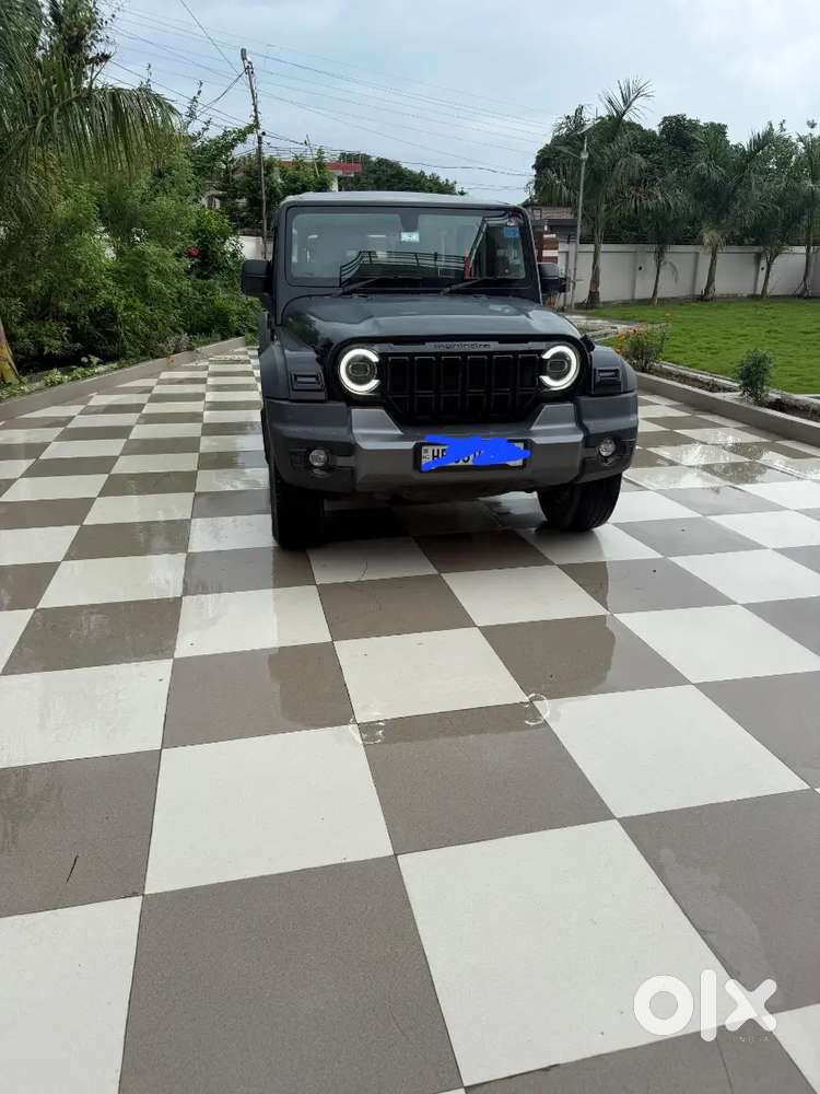 Mahindra Thar Roxx Mx5 Petrol 2025
