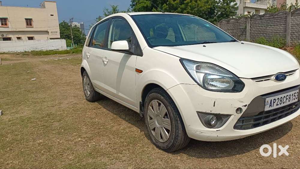 Ford Figo Lxi Duratec 2012