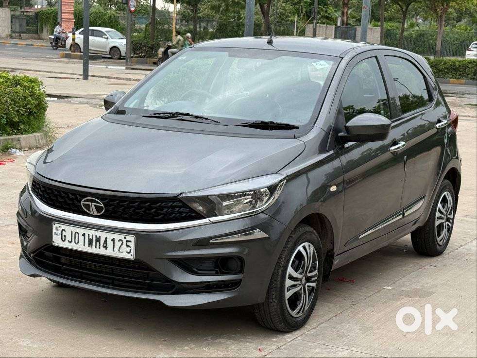 Tata Tiago 1.2 Revotron Xm Cng, 2023, Cng & Hybrids