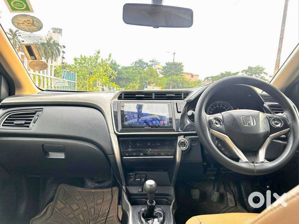 Honda City 1.5 V 4th Gen I-vtec Mt, 2017, Petrol