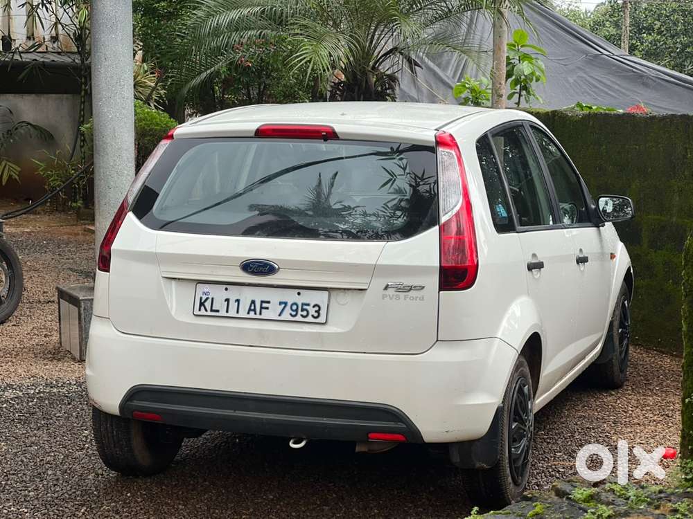 Ford Figo Petrol Manual 2010
