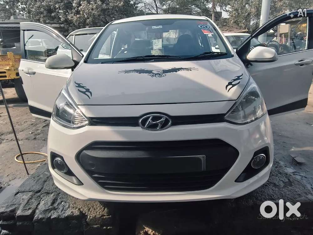Hyundai Xcent Base 2016