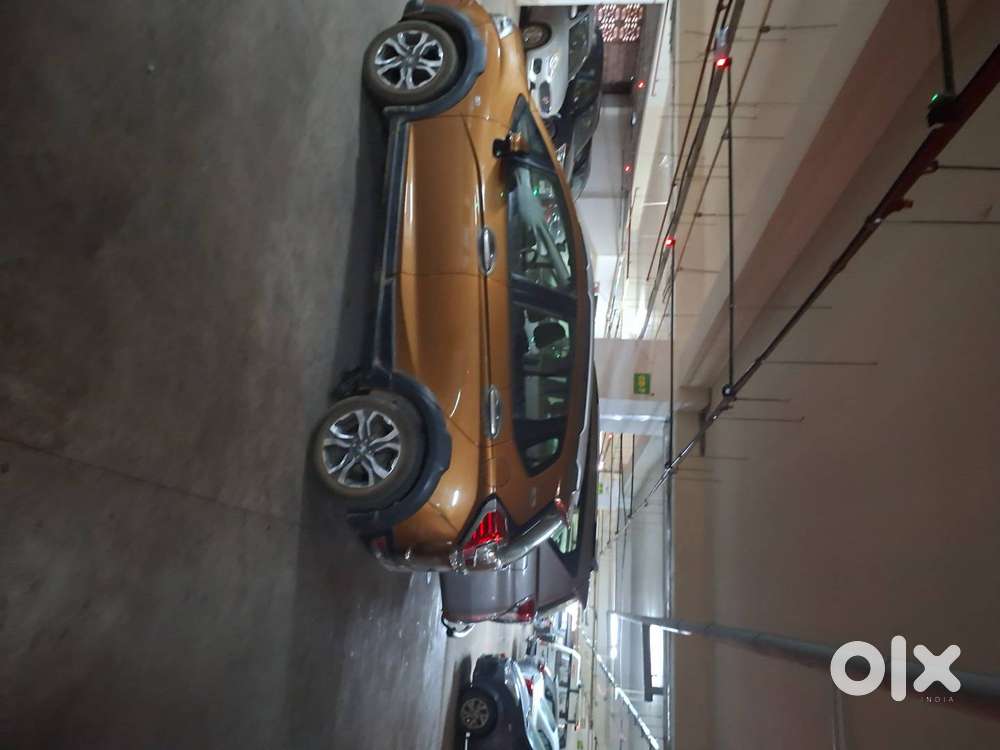 Honda Wrv With 10 Inch Touch Screen & Dash Cam