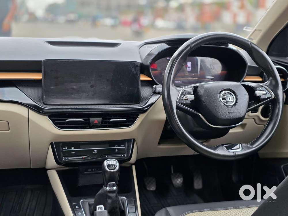 Skoda Slavia, 2022, Petrol