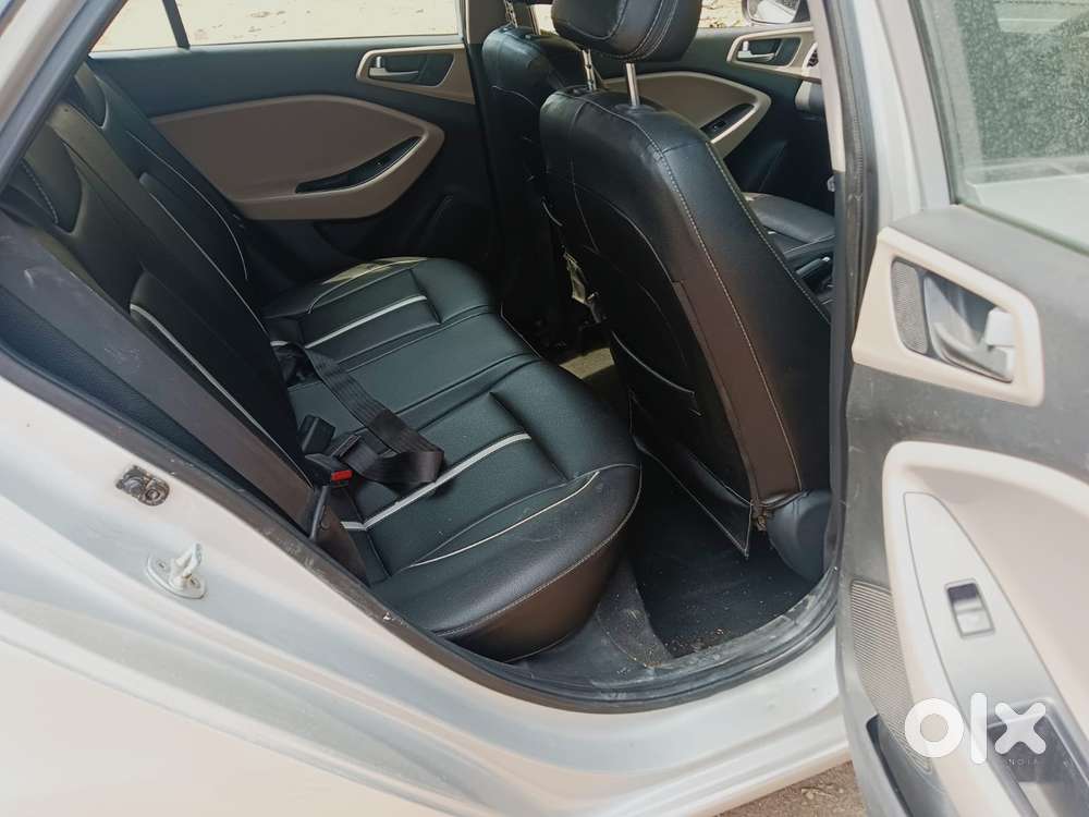 Hyundai I20 Sportz 1.4 Crdi 6 Speed Bs-iv, 2015, Diesel