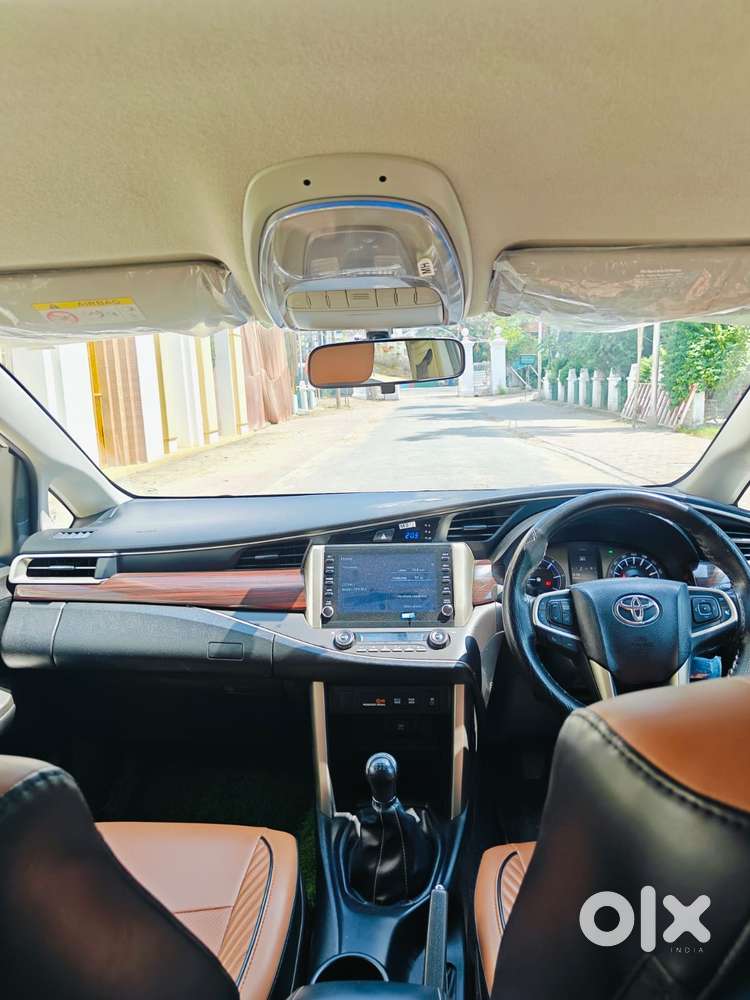 Toyota Innova Crysta 2.4 V, 2022, Diesel