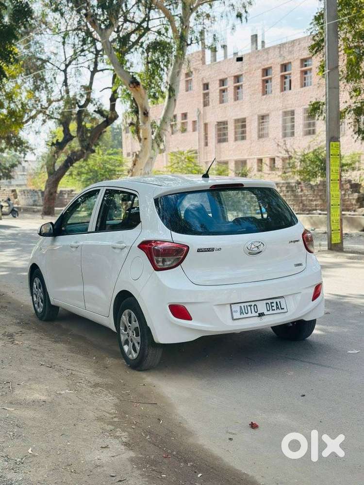 Hyundai Grand I10 2013-2016 Sportz, 2013, Diesel