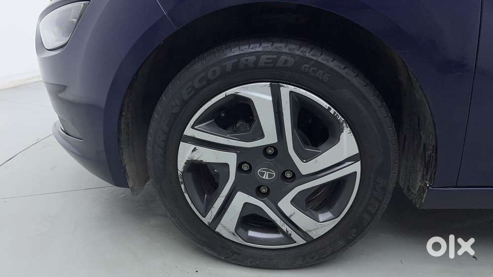 Tata Altroz 1.2 Xt, 2024, Petrol