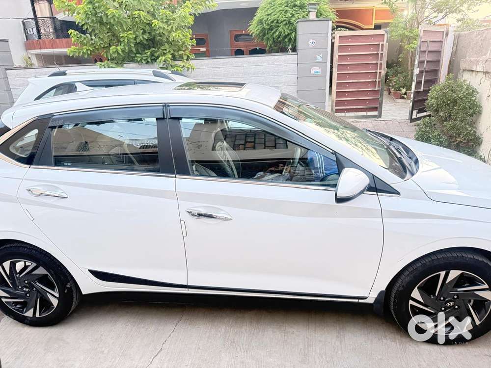 Hyundai I20 Asta (o) 1.2 Ivt, 2023, Petrol