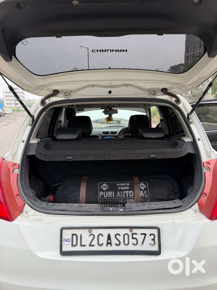 Maruti Suzuki Swift Vxi + Manual, 2013, Cng & Hybrids