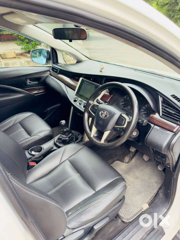 Toyota Innova Crysta 2.4 G Mt, 2019, Diesel