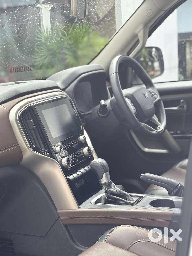 Mahindra Scorpio N Z8 Petrol At 7 Str, 2023, Petrol