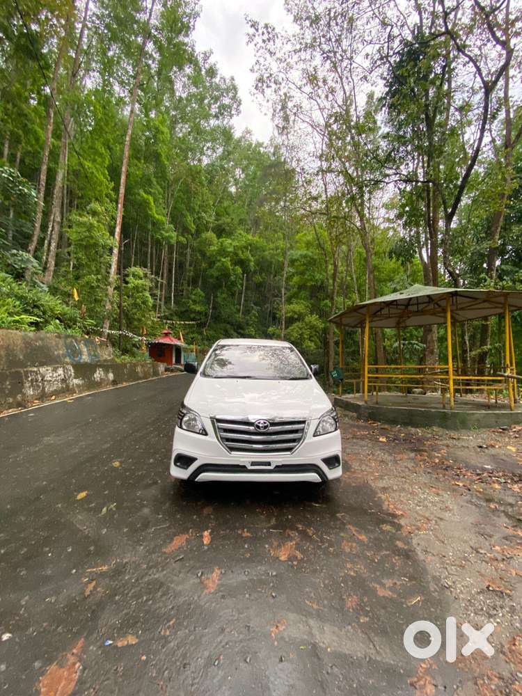 Toyota Innova 2.5 Ev (diesel) Ps 8 Seater Bs Iv, 2014, Diesel