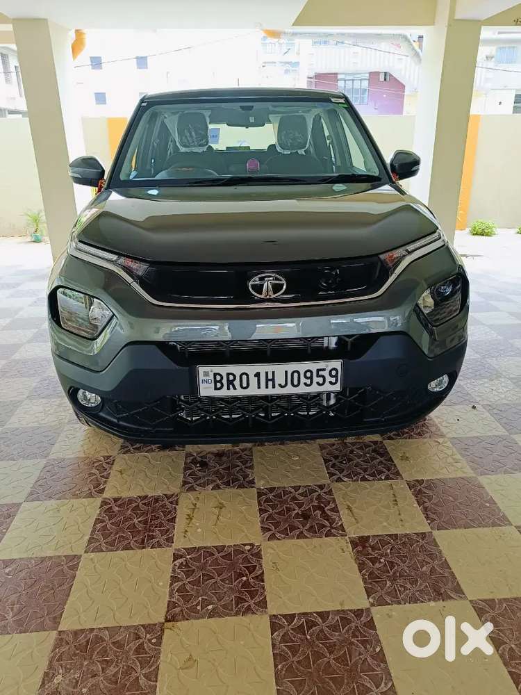 Tata Punch Dazzle 2023 Amt