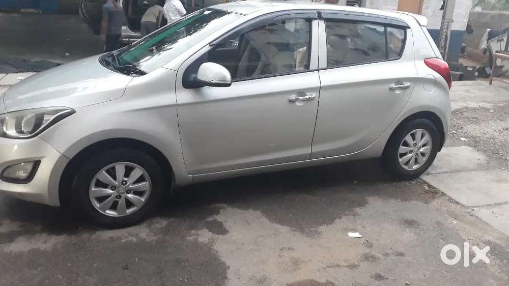 Hyundai I20 Asta Crdi Diesel 2012