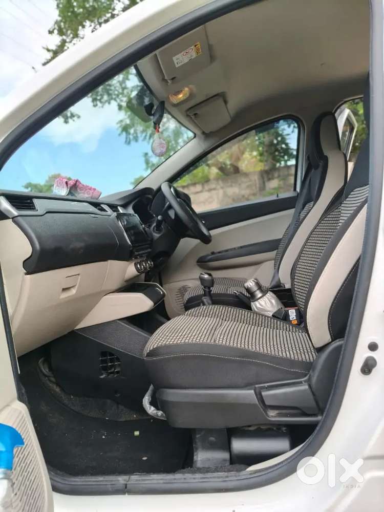 Renault Triber Rxz 2023 मॉडल