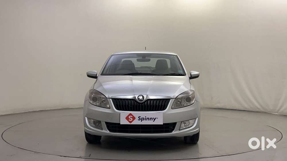 Skoda Rapid [ ] 1.6 Style Plus Mpi At, 2016, Petrol