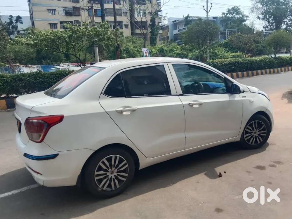 Hyundai Xcent 2017