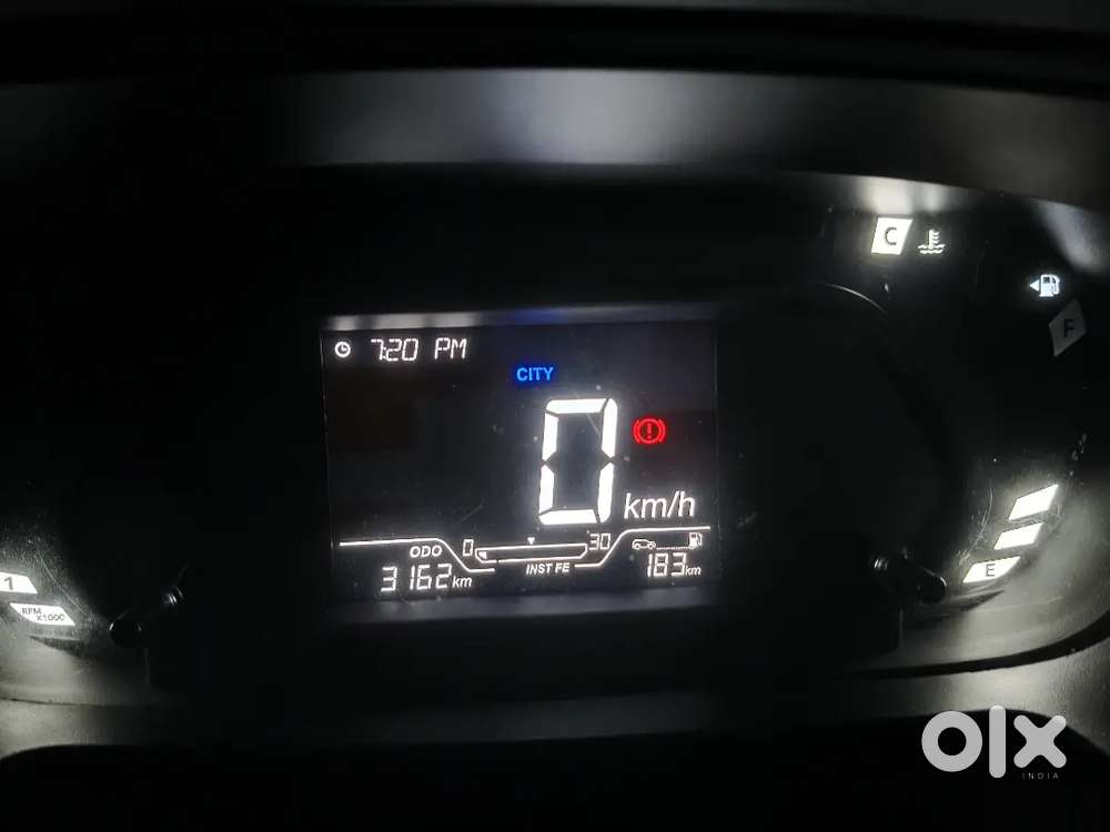 Tata Punch 1.2 Revotron Petrol Manual 2024