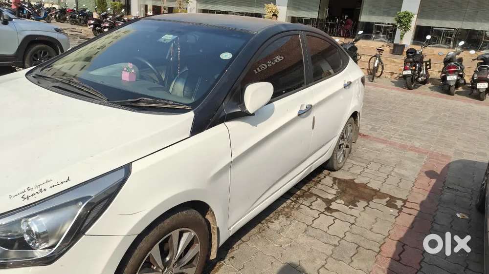 Hyundai Fluidic Verna 2016 Petrol Well Maintained