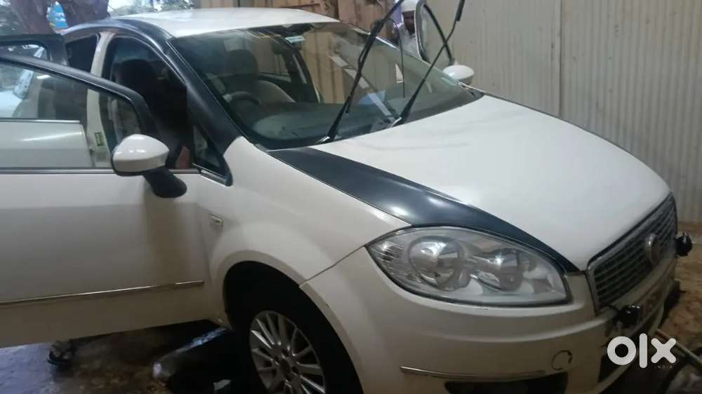Fiat Linea 2010 Diesel 104000 Km Driven