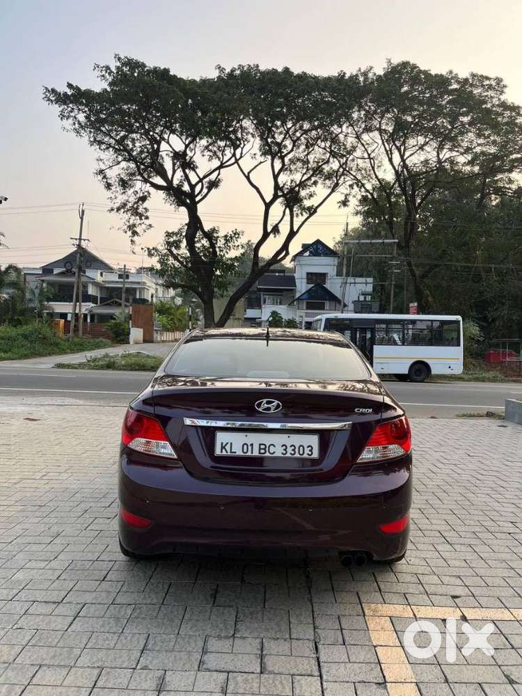 Hyundai Verna Crdi Vgt Sx 1.5, 2011, Diesel