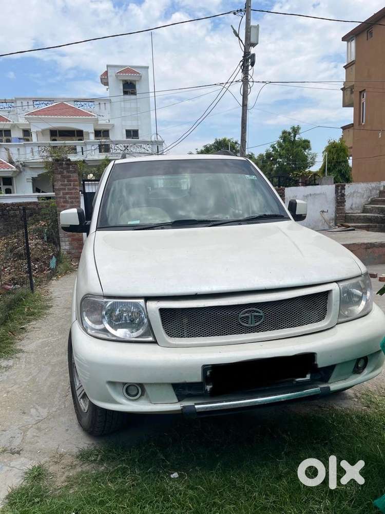 Tata Safari Dicor 2011