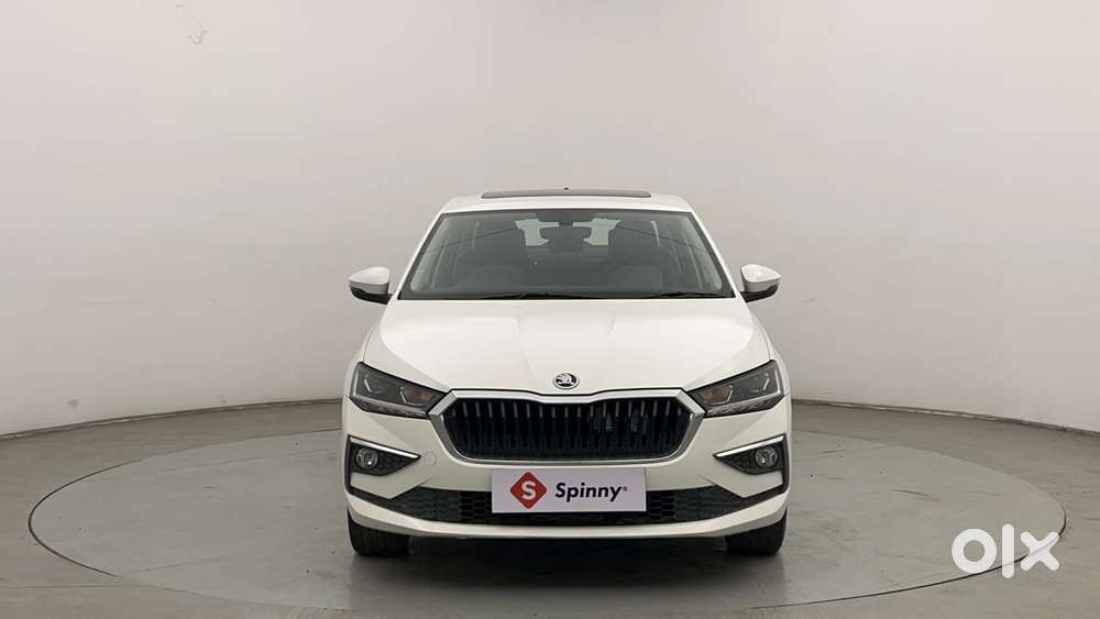 Skoda Slavia Style 1.0l Tsi At, 2023, Petrol