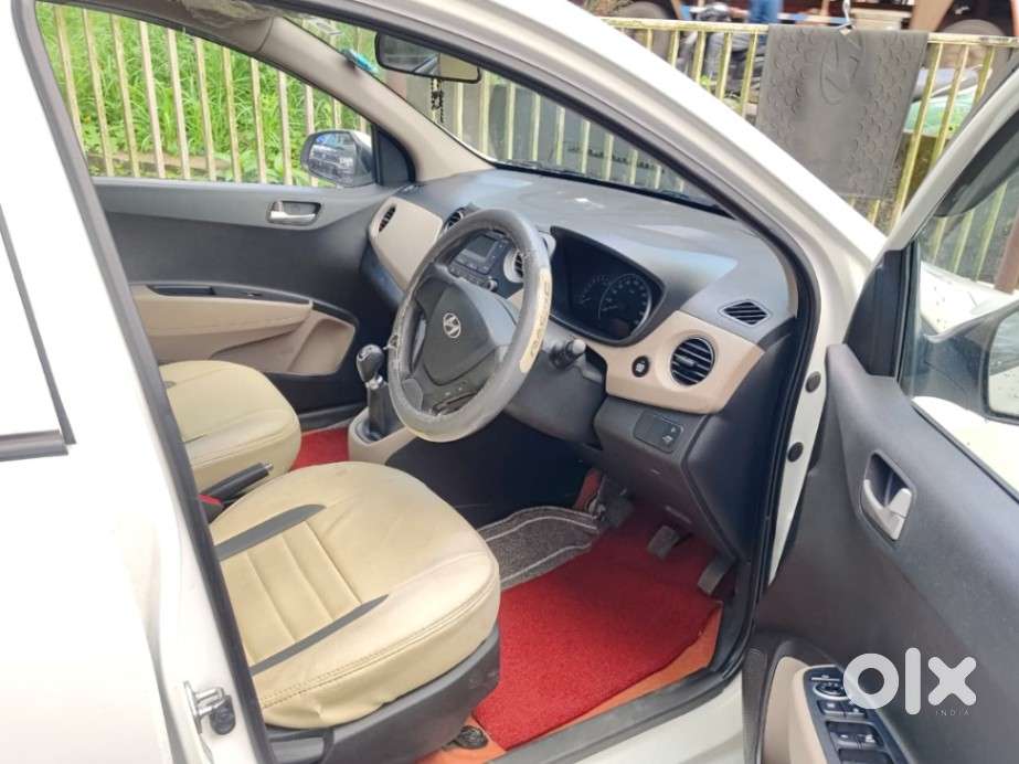 Hyundai Grand I10 Sportz, 2014, Petrol