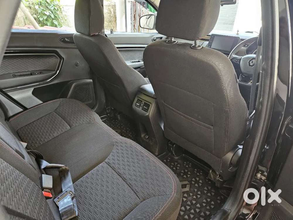 Well Maintained Renault Kiger 2023 Model Turbo Full Option