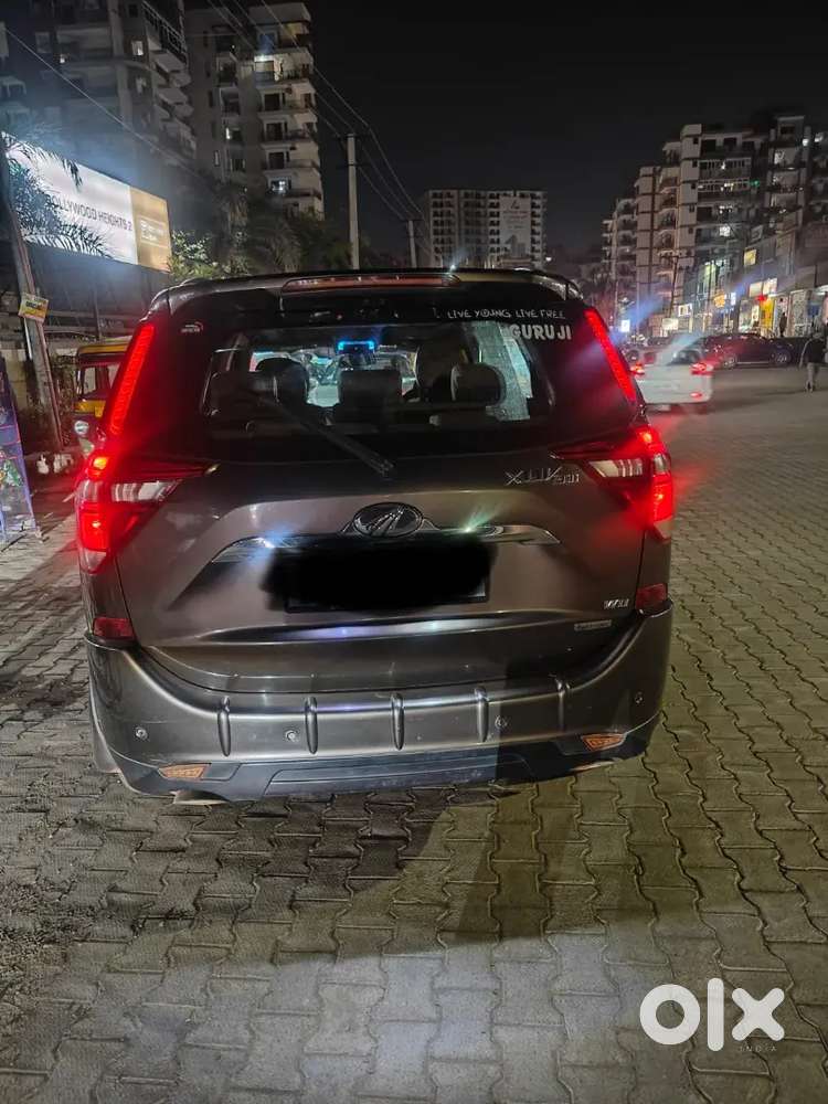 Mahindra Xuv500 2021