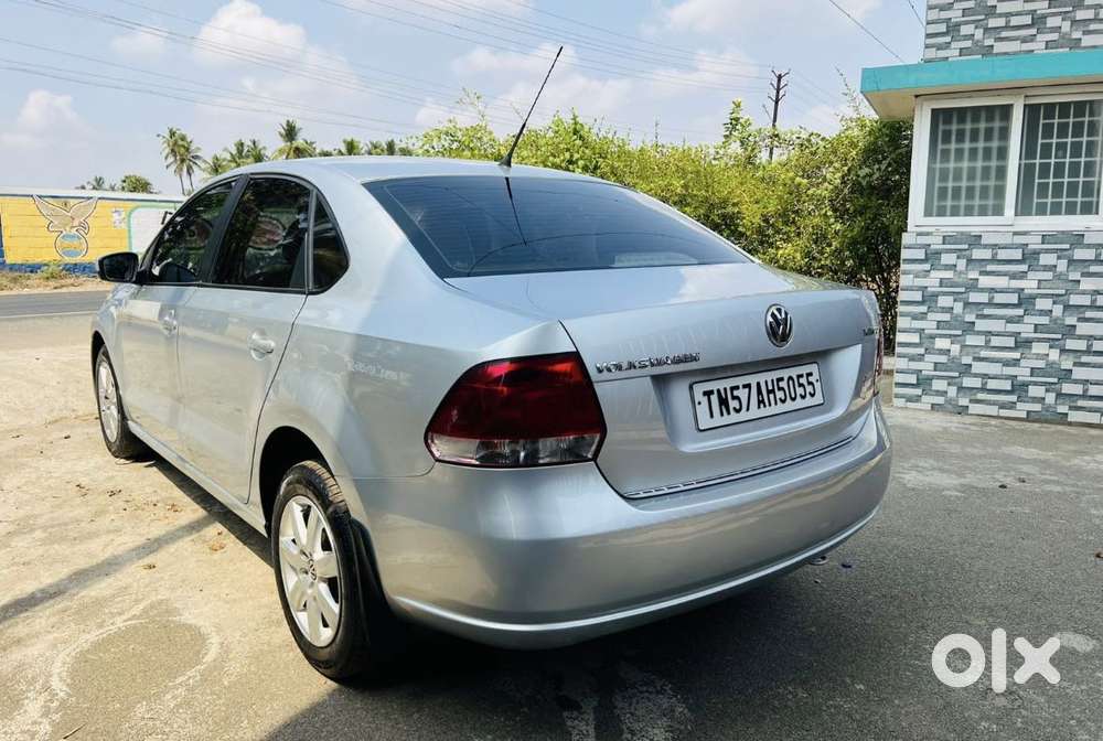 Volkswagen Vento 2010-2013 Petrol Highline, 2012, Petrol