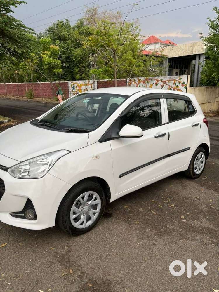 Hyundai Grand I10 Sportz Edition, 2017, Petrol