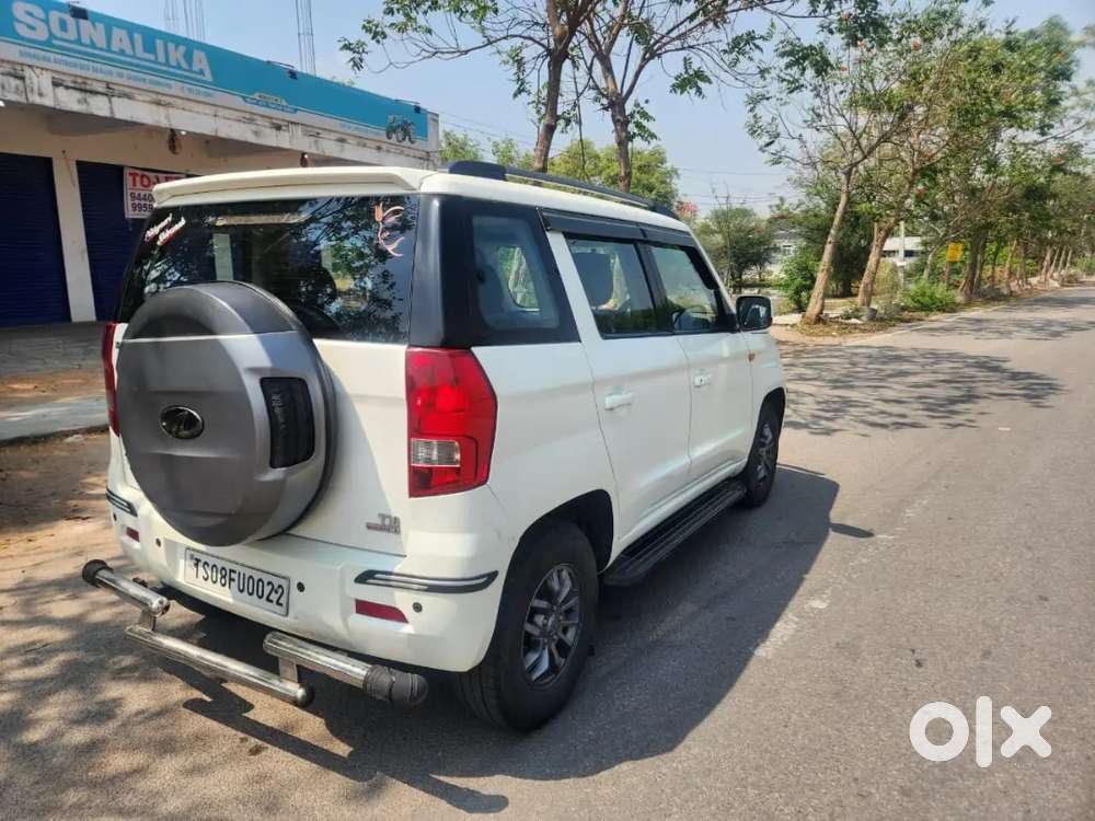 Mahindra Tuv 300 Amt 2018 Diesel 98000 Km Driven