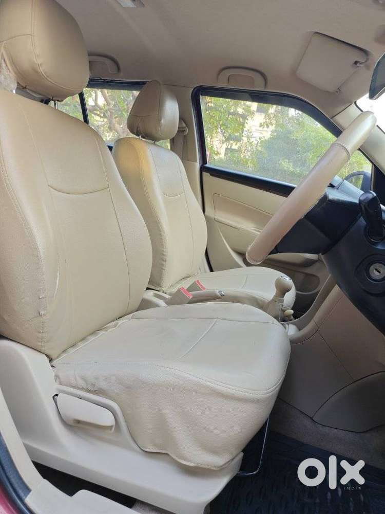 Maruti Suzuki Swift Dzire Vxi Optional, 2016, Petrol