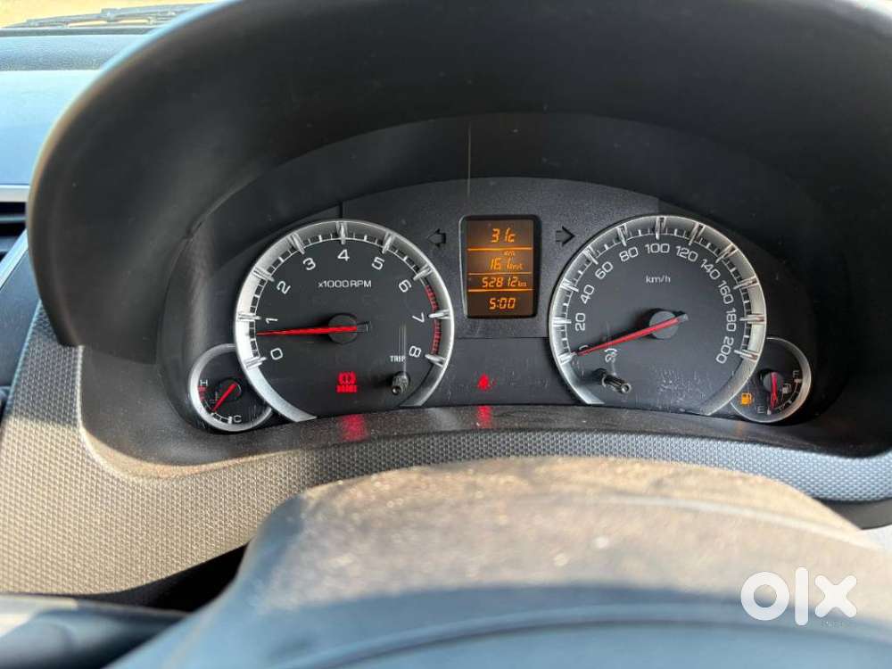 Maruti Suzuki Swift Dzire 1.3 Zxi, 2016