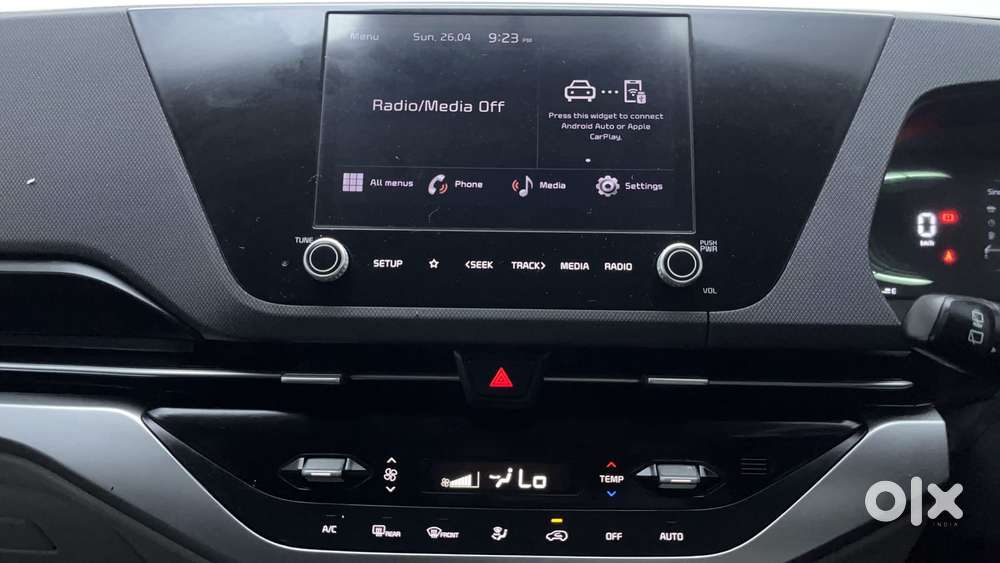 Kia Carens 1.4 Prestige Plus Turbo 7 Str, 2022, Petrol