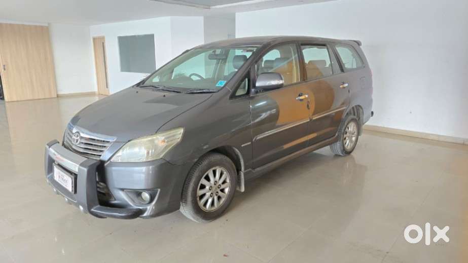 Toyota Innova 2.5 Vx 8 Str, 2013, Diesel