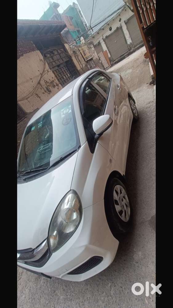 Honda Amaze 2016 Cng & Hybrids Good Condition