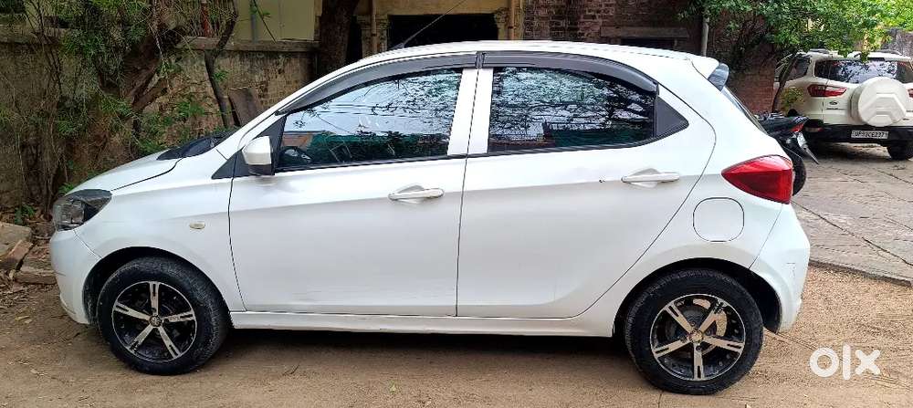 Tata Tiago 2017 Petrol Well Maintained