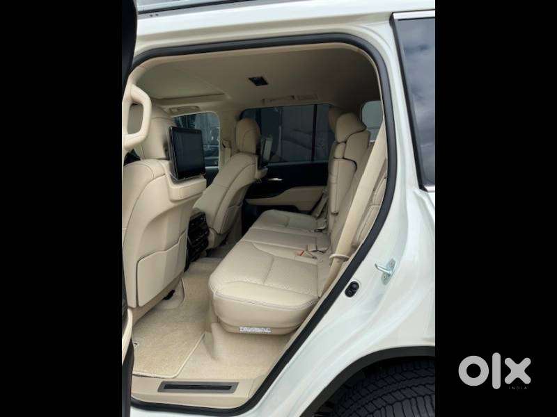 Toyota Land Cruiser Vx Premium, 2025, Diesel