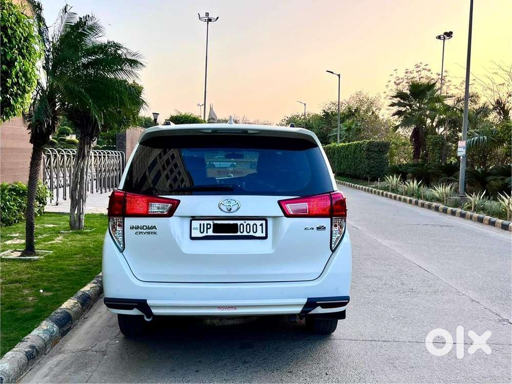 Toyota Innova Crysta 2022 Diesel Well Maintained