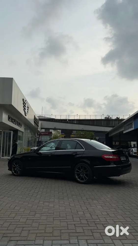 Mercedes-benz E-class 350 Petrol 2010