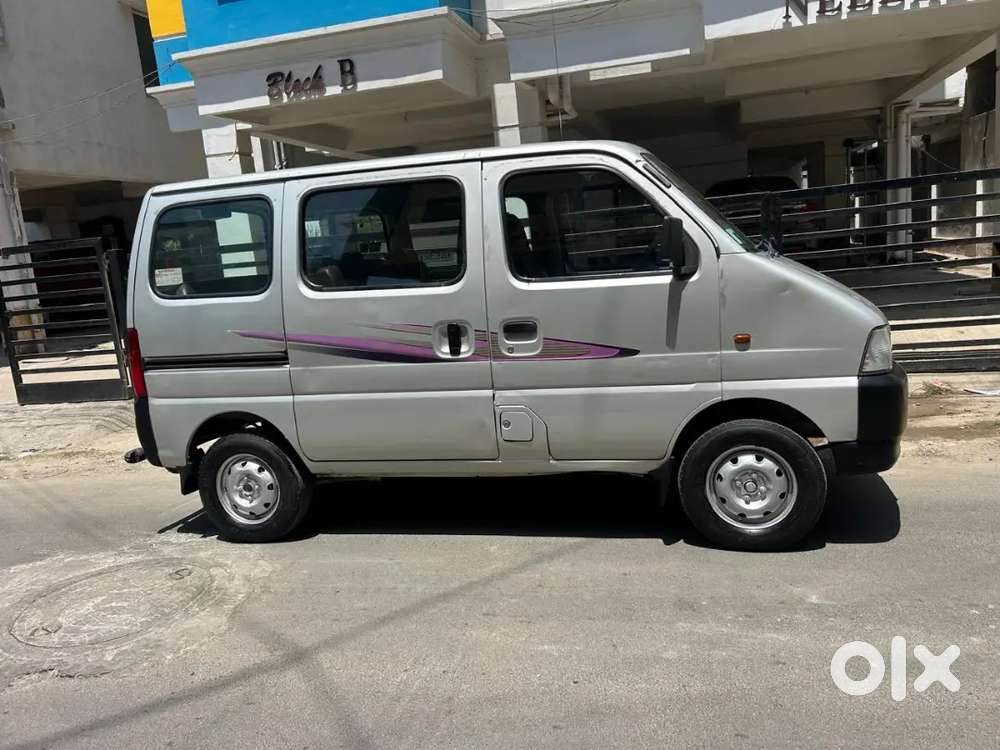 M Eeco,ac Type, 8str,all Forward Seats, Silver,2nd Own,quality Vehicle